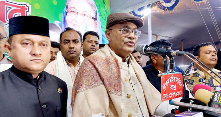 আকাশ থেকে এখন কক্সবাজারকে চেনা যায় না : হাছান মাহমুদ