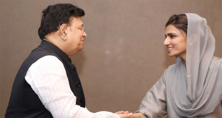 কলম্বোয় মোমেন-হিনার সৌজন্য সাক্ষাৎ