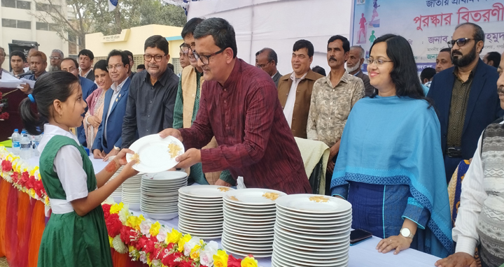 শিশুদের জীবন গঠনে খেলাধুলার কোন বিকল্প নেই : নৌ প্রতিমন্ত্রী