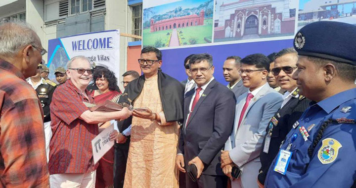গঙ্গা বিলাস ভারত-বাংলাদেশ সম্পর্ক বিশ্বব্যাপী ছড়িয়ে দেবে: নৌপ্রতিমন্ত্রী