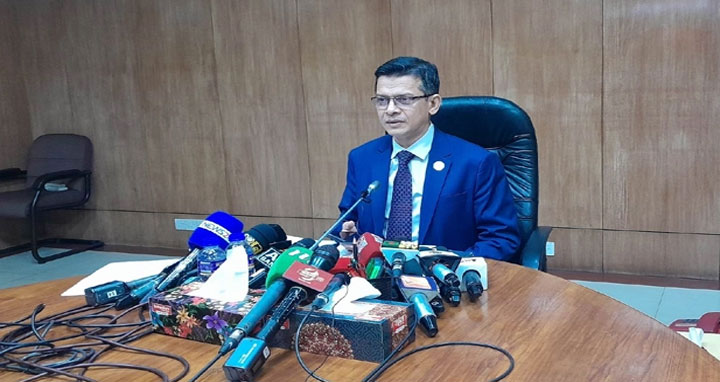 প্রেসক্রিপশন ছাড়া অ্যান্টিবায়োটিক বিক্রি করলে ২০ হাজার টাকা জরিমানা