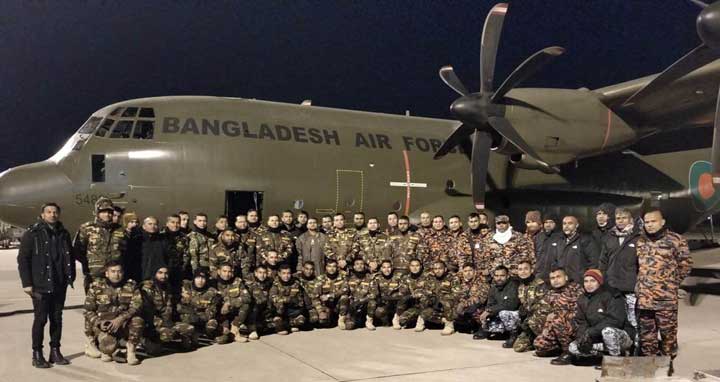ফায়ার সার্ভিসের উদ্ধারকারী দল তুরস্কে পৌঁছেছে