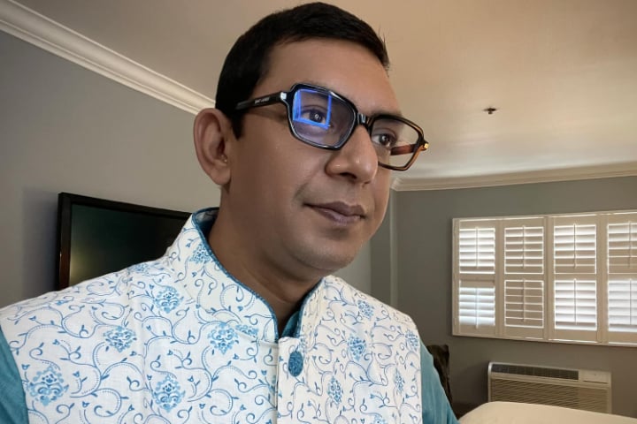 গভীর রাতে কলকাতার হোটেলে চিৎকার করে কেঁদেছি : চঞ্চল চৌধুরী