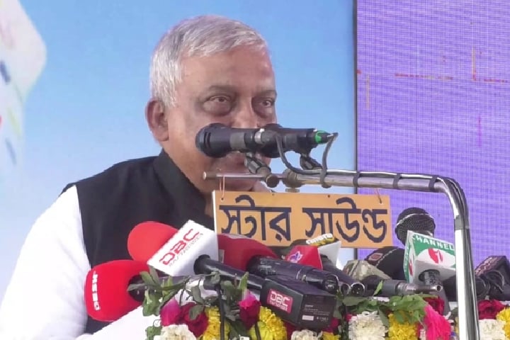 দেশ এগিয়ে যাচ্ছে, উন্নয়নের মহাস্রোতে আছি আমরা : স্বরাষ্ট্রমন্ত্রী