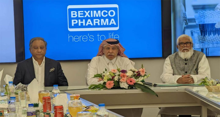 এমবাপ্পে -পিএসজির ইতিহাস গড়ার রাতে মেসির বিশ্ব রেকর্ড