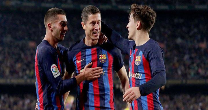 এল ক্লাসিকোতে আবারও রিয়ালের হার, শীর্ষস্থান মজবুত করল বার্সা