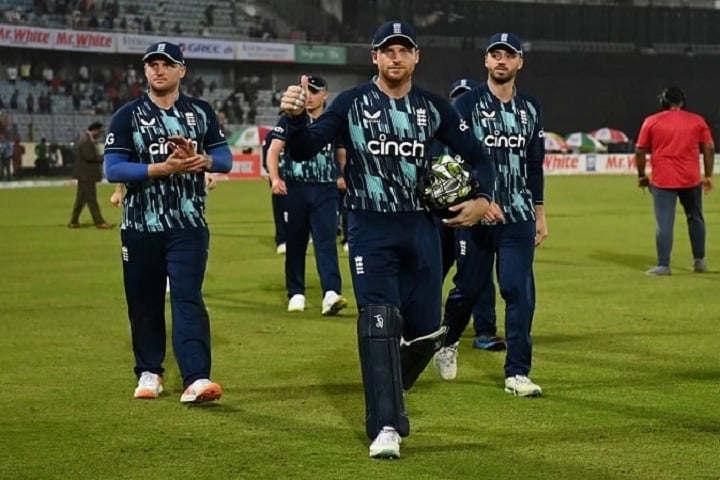 বিশ্বকাপ সুপার লিগের শীর্ষস্থানে উঠে এলো ইংল্যান্ড