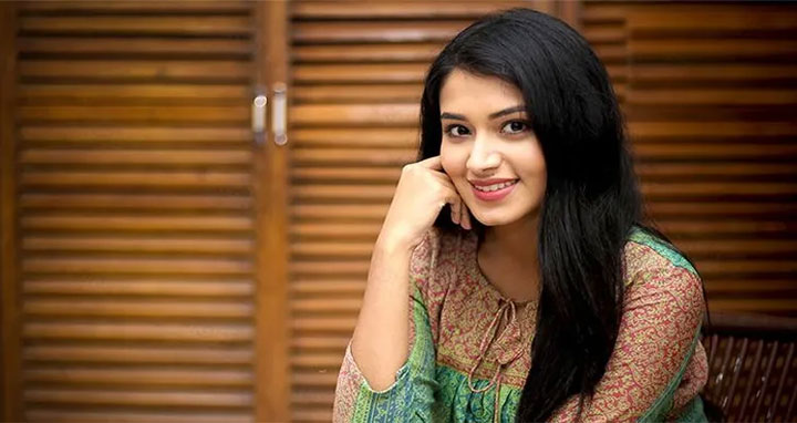 ব্যাংককে হাসপাতালে ভর্তি অভিনেত্রী ফারিণ