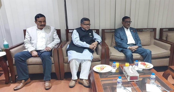 চিকিৎসার জন্য সিঙ্গাপুরে গেছেন ওবায়দুল কাদের