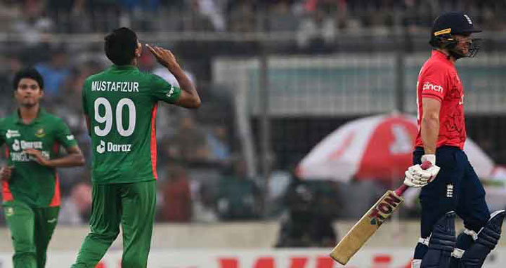 টি-টোয়েন্টিতে মুস্তাফিজের উইকেটের সেঞ্চুরি