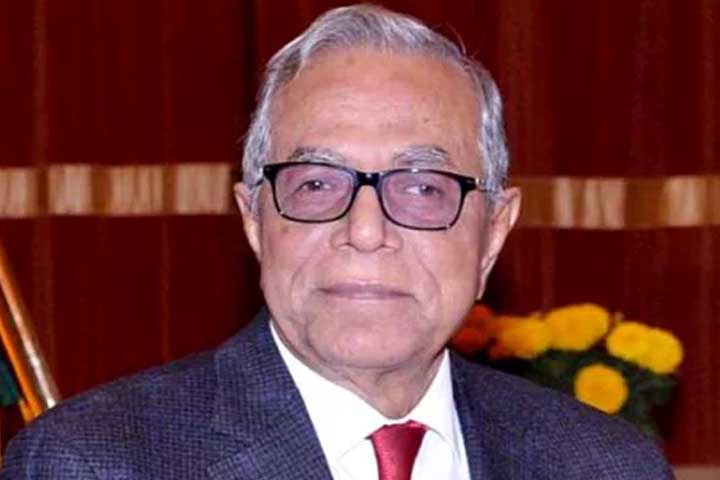 সিঙ্গাপুরের উদ্দেশ্যে ঢাকা ছাড়লেন রাষ্ট্রপতি