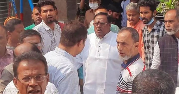 খাদ্যমন্ত্রীকে এয়ার অ্যাম্বুলেন্সে আনা হলো ঢাকায়