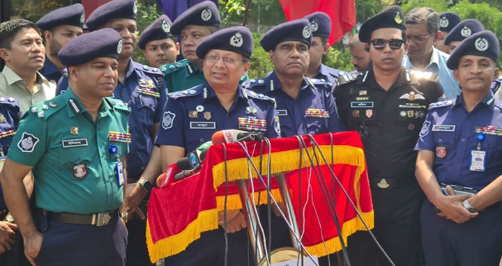 নির্বাচনের আগে আইনশৃঙ্খলার অবনতি ঘটালে কঠোর ব্যবস্থা : আইজিপি