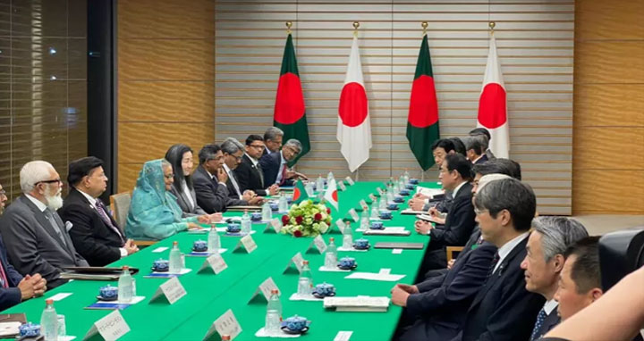 জাপানের প্রধানমন্ত্রীর সঙ্গে দ্বিপক্ষীয় বৈঠকে শেখ হাসিনা