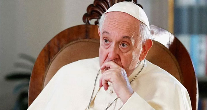 এখনো বেঁচে আছি : পোপ ফ্রান্সিস