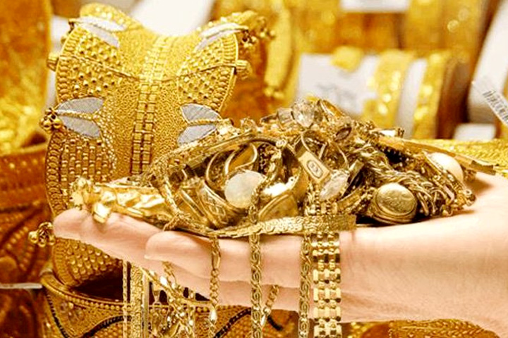 দেশে স্বর্ণের দাম কমলো