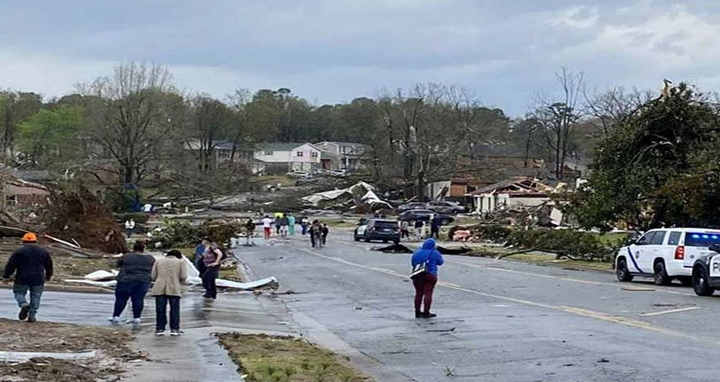 যুক্তরাষ্ট্রে শক্তিশালী টর্নেডোর আঘাতে নিহত ৩