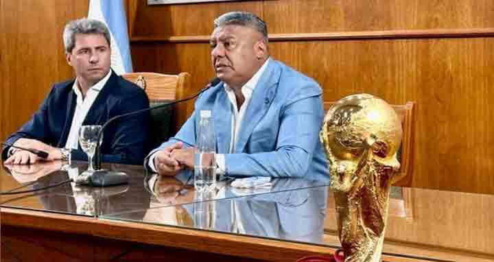 ২০২৬ বিশ্বকাপে মেসিকে খেলানো নিয়ে যা বললেন আর্জেন্টিনার ফুটবলপ্রধান