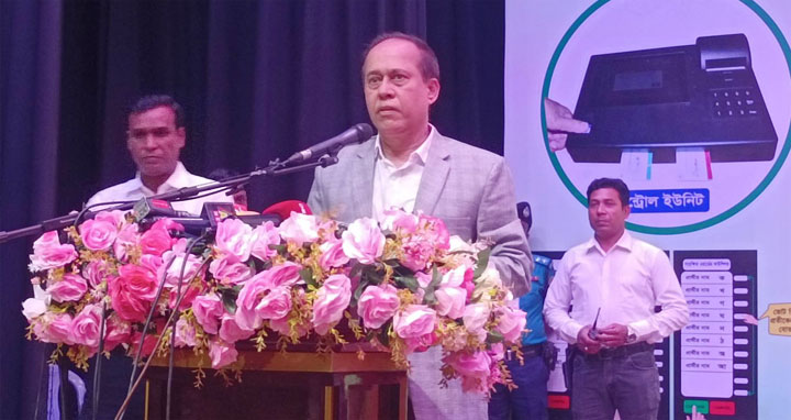 ইভিএমের ফলাফল পরিবর্তনের ন্যূনতম সুযোগ নেই : সিইসি