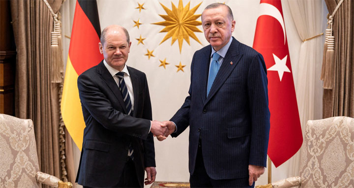 এরদোয়ানকে বার্লিনে আমন্ত্রণ জার্মান চ্যান্সেলরের