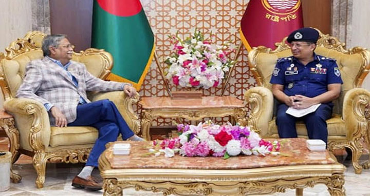 পুলিশকে আরও জনবান্ধব হওয়ার নির্দেশ রাষ্ট্রপতির