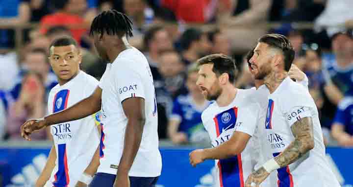 মেসির গোলে শিরোপা উৎসব করল পিএসজি