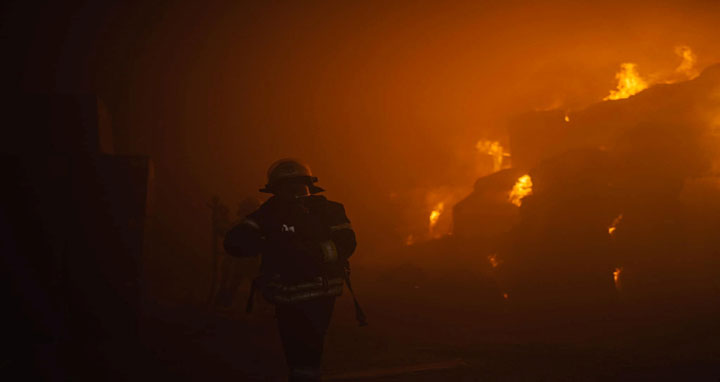 কিয়েভে একের পর এক রুশ বিমান হামলা