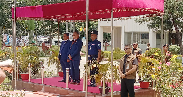 চার দিনের সফরে পাবনায় পৌঁছেছেন রাষ্ট্রপতি মো. সাহাবুদ্দিন