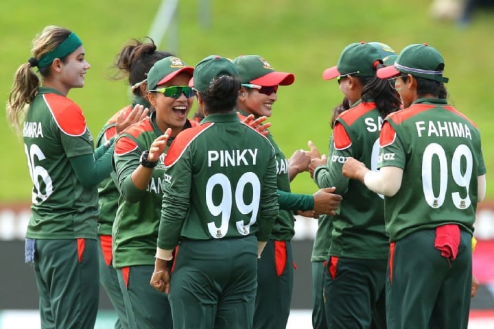 ৪০ লাখ টাকা বোনাস পাচ্ছেন টাইগ্রেসরা