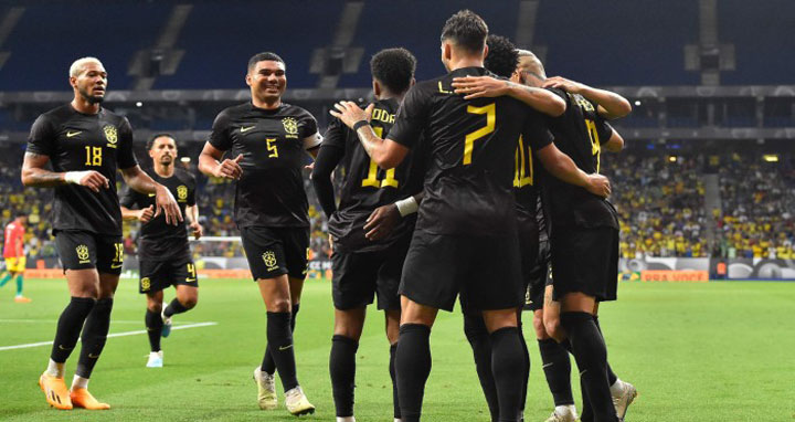 গিনিকে বিধ্বস্ত করে জয় পেল ব্রাজিল