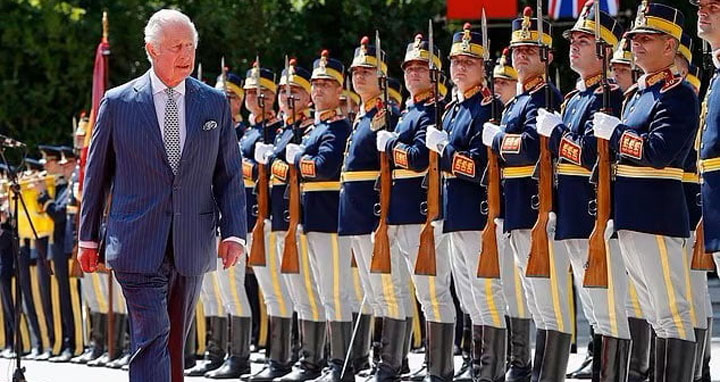 দায়িত্ব গ্রহণের পর প্রথম রোমানিয়ায় রাজা তৃতীয় চার্লস