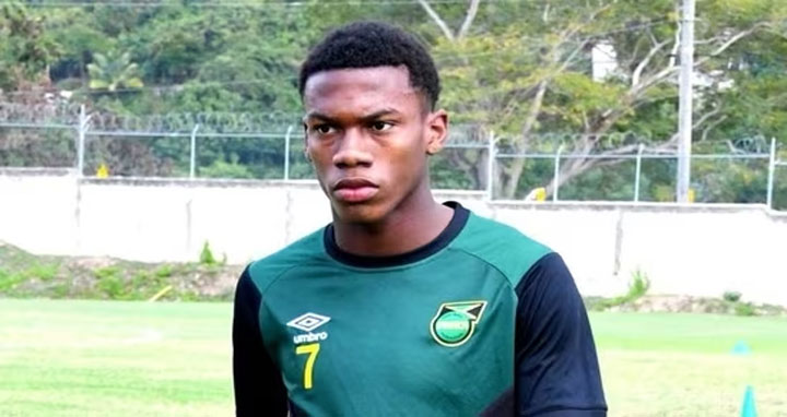 ১৭ বছর বয়সী রিচার্ডসকে দলে ভেড়াল চেলসি