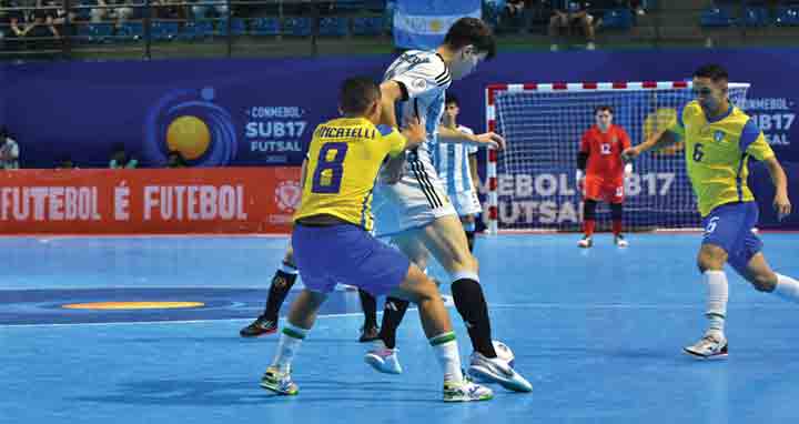 ব্রাজিল-আর্জেন্টিনার ‘সুপার ক্লাসিকোয়’ জয় পায়নি কেউই