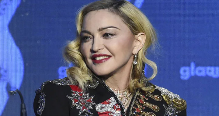 আইসিইউতে ভর্তি পপ তারকা ম্যাডোনা