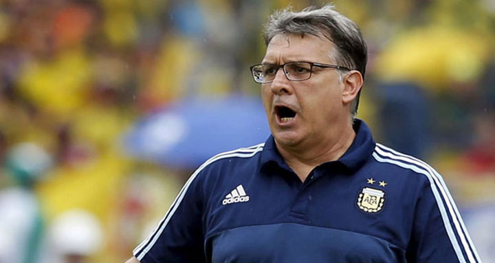 এই নিয়ে তৃতীয়বার মেসির কোচ হলেন টাটা মার্টিনো