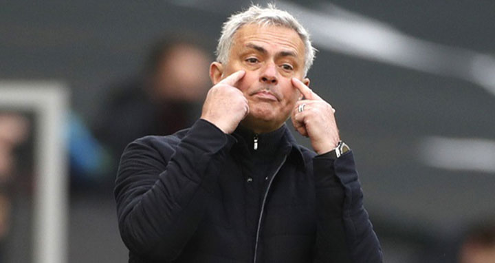 চারম্যাচ নিষিদ্ধ হলেন মরিনহো