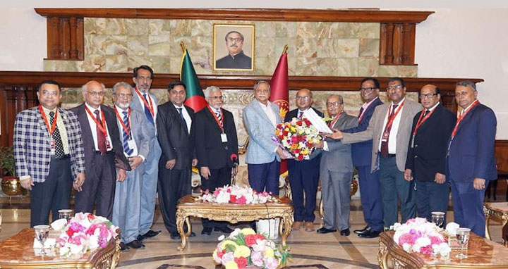 ন্যায়বিচার নিশ্চিত করতে সর্বোচ্চ সহযোগিতার আহ্বান রাষ্ট্রপতির