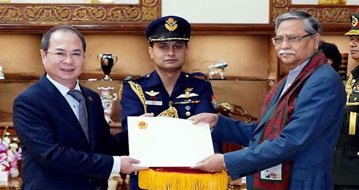 বাংলাদেশের বিভিন্ন খাতে ভিয়েতনামকে বিনিয়োগের আহ্বান রাষ্ট্রপতির