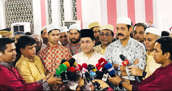 রাজধানীতে ২৪ ঘণ্টার মধ্যেই বর্জ্য অপসারণ