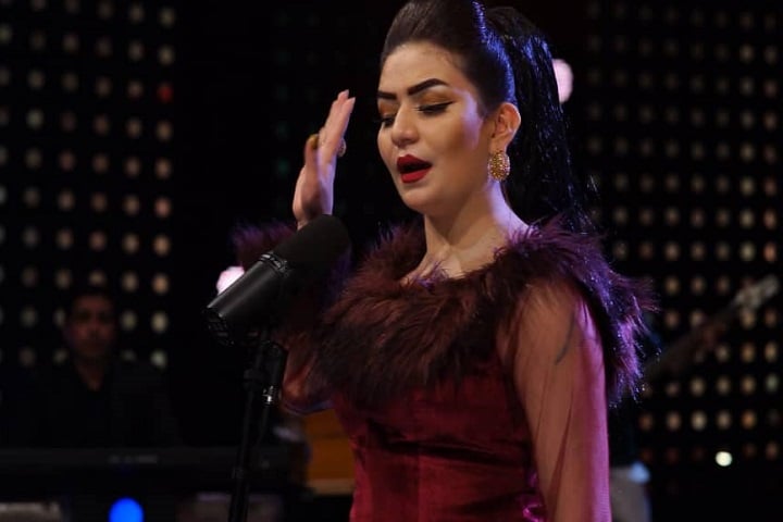 আফগানিস্তানের জনপ্রিয় গায়িকাকে পাকিস্তানে গুলি করে হত্যা