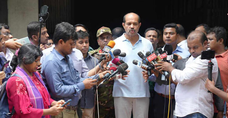 সরকারি প্রতিষ্ঠানে এডিসের লার্ভা পাওয়া অত্যন্ত দুঃখজনক: মেয়র আতিক