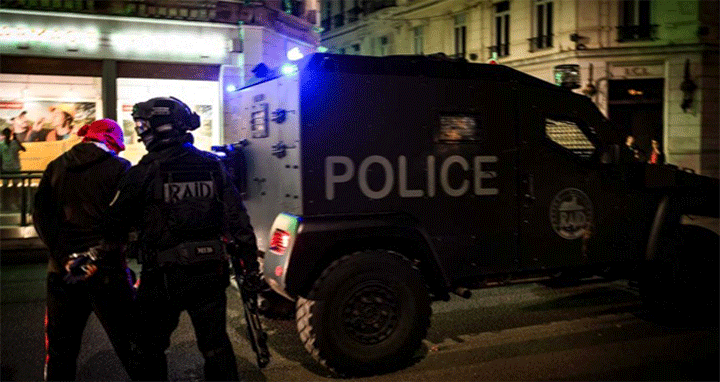 ফ্রান্সে পুলিশের গুলিতে কিশোর হত্যা : ৯৯৪ বিক্ষোভকারী গ্রেপ্তার