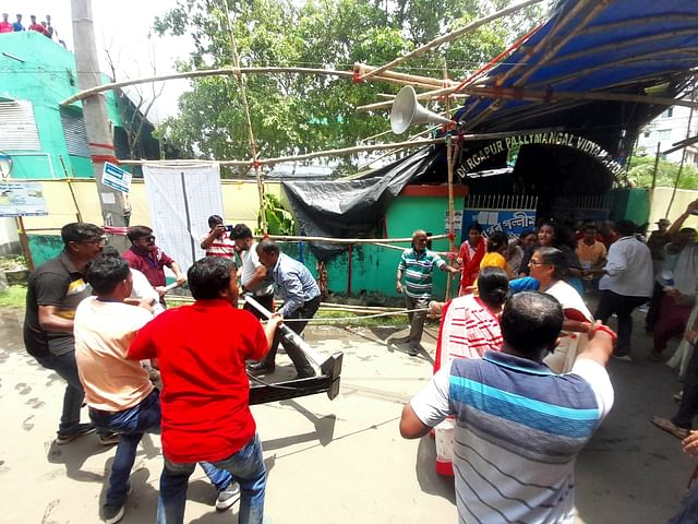 পশ্চিমবঙ্গের পঞ্চায়েত ভোটের ফলে এগিয়ে তৃণমূল কংগ্রেস