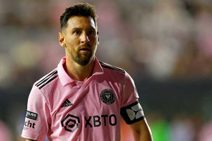 মায়ামির জার্সিতে মেসিকে ‘অদ্ভুত’ বললেন লাপোর্তে