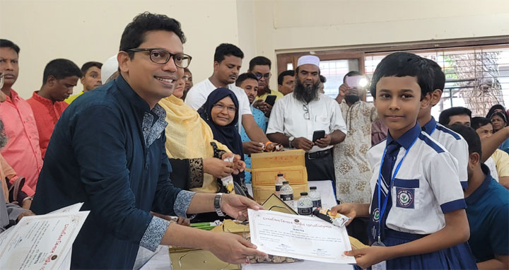 তথ্যপ্রযুক্তি শিক্ষার সুফল পাচ্ছে দেশ : পলক