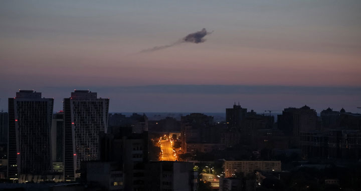 কিয়েভে রাতভর রুশ ড্রোন হামলা