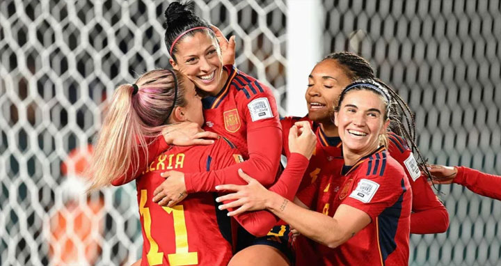 বিশ্বকাপের দ্বিতীয় রাউন্ডে স্পেন-জাপান