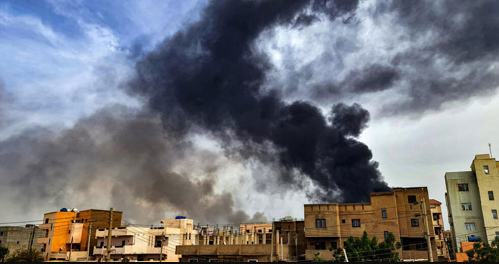 যুদ্ধবিধ্বস্ত সুদানে দুপক্ষের সংঘর্ষে নিহত ১৬