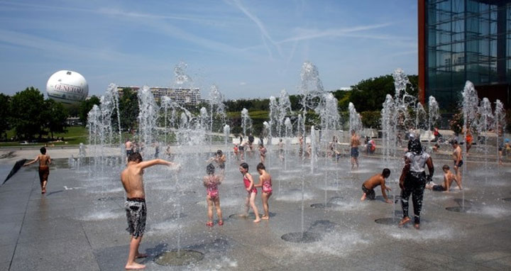 একদিনের ব্যবধানে ভেঙেছে বৈশ্বিক তাপমাত্রার রেকর্ড