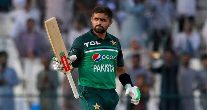 এশিয়া কাপের প্রথম দিনই সেঞ্চুরি করলেন বাবর আজম